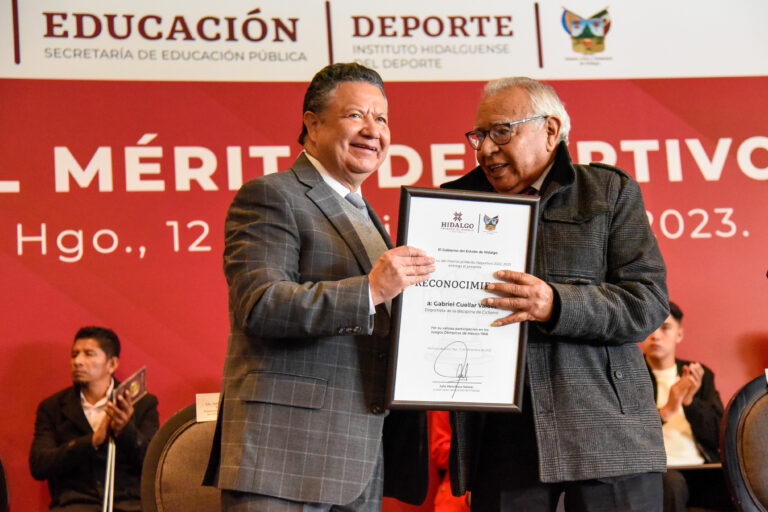 12_Diciembre_2023_Gobernador_Premio al Mérito Deportivo _LG-08