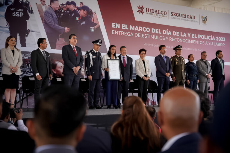 21_DICIEMBRE_2023_GOBERNADOR_DÍA DEL POLICÍA -10