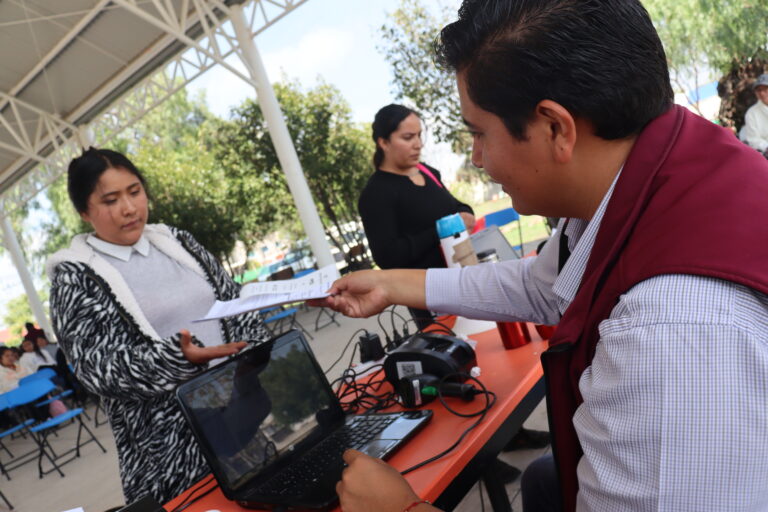 210724_BIENESTAR_servicios y apoyos económicos para la comunidad migrante hidalguense_5