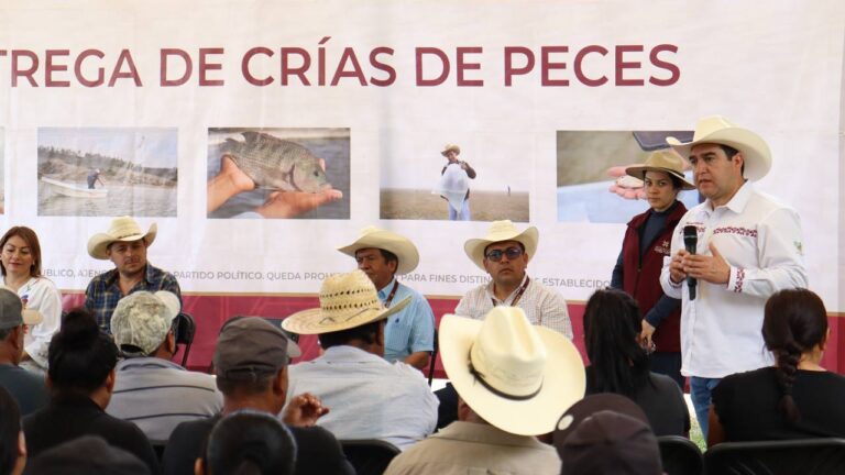 01_AGOSTO_2024_AGRICULTURA_ENTREGA DE CRÍAS DE PECES (4)