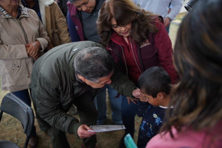 31_Julio_Gobernador_Entrega de Actas de Nacimiento_4