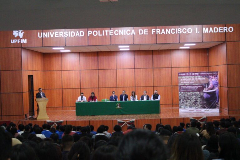 FOTO 11 SEPTIEMBRE 2024_DESCTIprimera sesión de la Academia de Inversión Kirchner-DESCTI. (4)