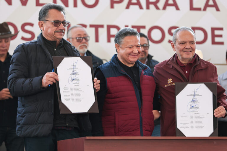 17 Diciembre 2024 Gobernador_Rutas de la Transformación_Firma de convenio para la tecnificación de los distritos de riego-14