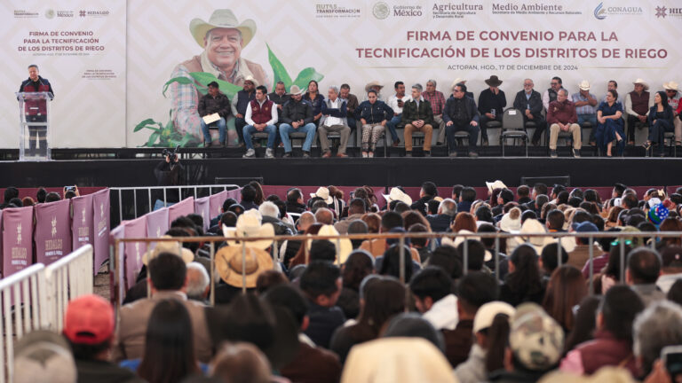 17 Diciembre 2024 Gobernador_Rutas de la Transformación_Firma de convenio para la tecnificación de los distritos de riego-20