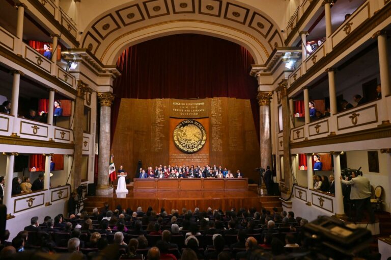 05 Febrero Gobernador 108° Aniversario de la Promulgación de la Constitución Política de los Estados Unidos Mexicanos (4)