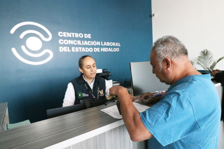 Facilita CCLEH traductores a trabajadores de lenguas originarias durante audiencias de conciliación (1)