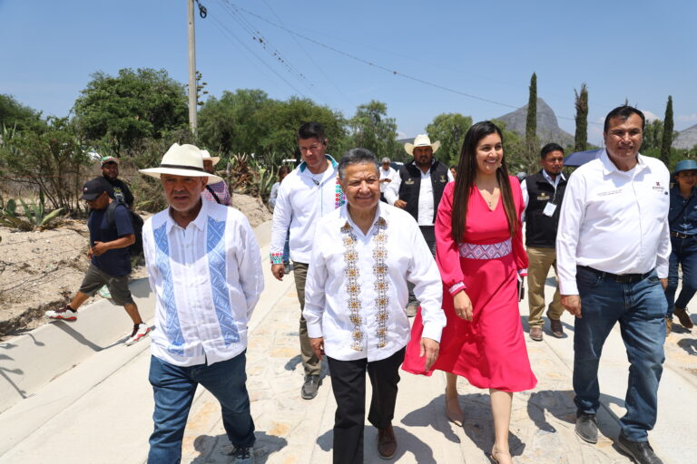 22 MAYO 2025_GOBERNADOR_ENTREGA_EL CARDONAL (2)