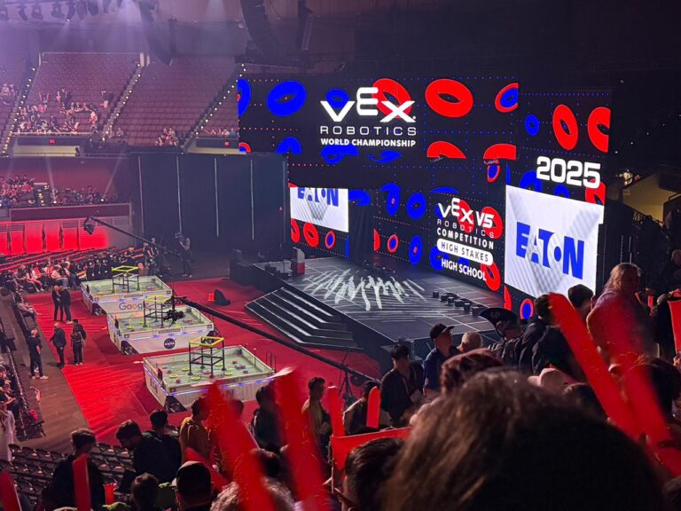 Estudiantes hidalguenses se posicionan en lugar 41 en competencia mundial de robótica. (2)