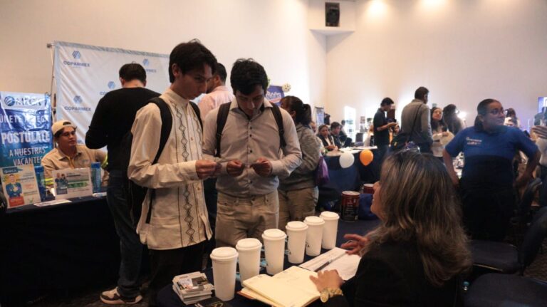 Feria de empleo Tuzororum (10)