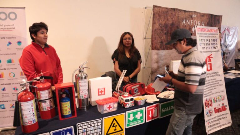 Feria de empleo Tuzororum (2)