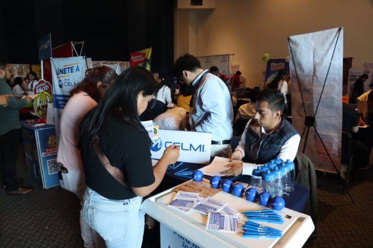 Feria de empleo Tuzororum (3)