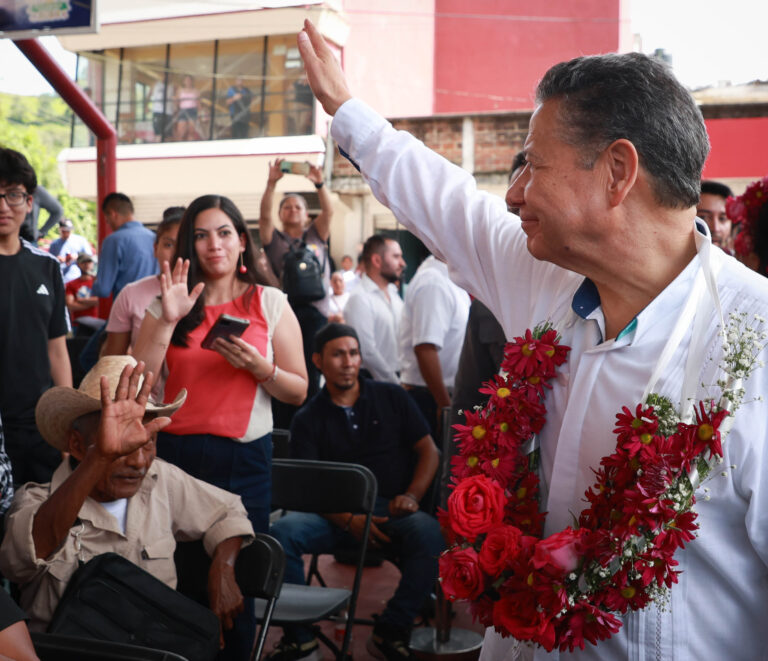 22 JULIO 2025_GOBERNADOR_ENTREGA DE APOYOS_LOLOTLA-2